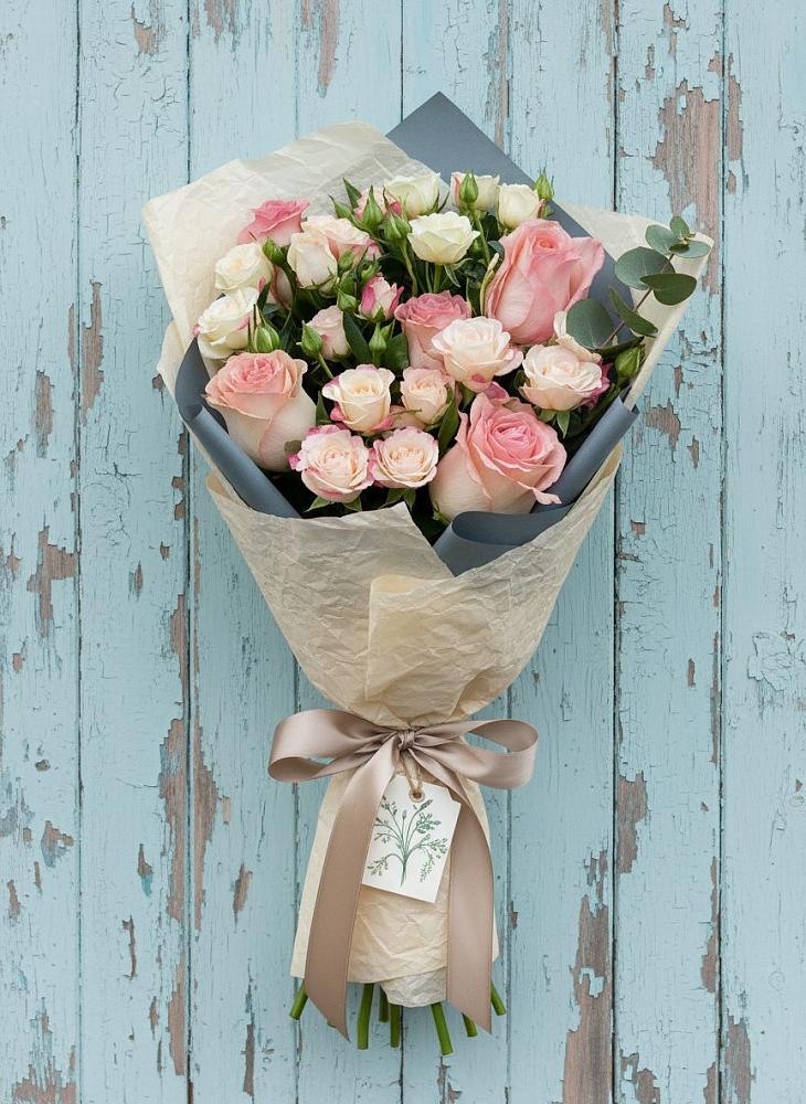 Букет цветов из: Розы в Красногорском Удмуртская Республика