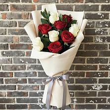 Букет цветов из:  Розы в Красногорском Удмуртская Республика