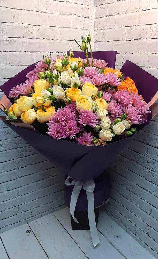 Букет цветов из: Хризантемы и Розы в Красногорском Удмуртская Республика