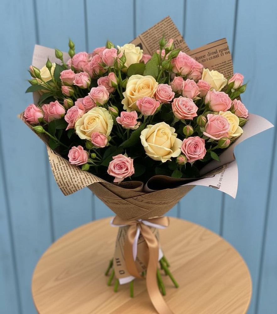 Букет цветов из: Розы в Красногорском Удмуртская Республика