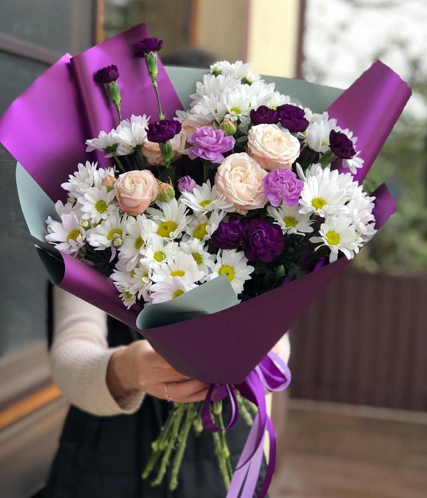 Букет цветов из: Хризантемы, Гвоздики и Розы в Красногорском Удмуртская Республика