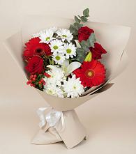 Букет цветов из:  Розы, Хризантемы, Герберы и Лилии в Красногорском Удмуртская Республика