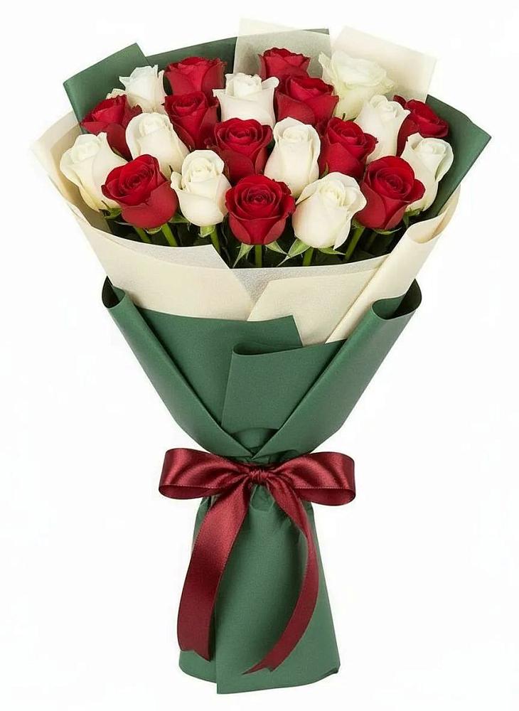Букет Микс из красных и белых роз в Красногорском Удмуртская Республика