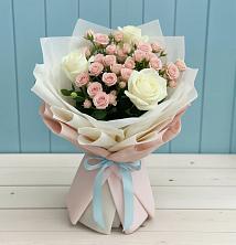 Букет цветов из:  Розы в Красногорском Удмуртская Республика