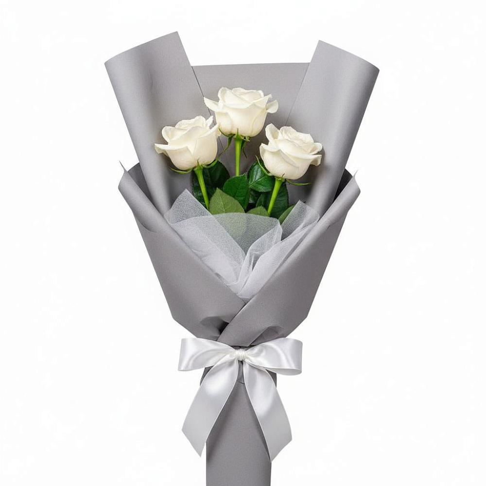 Букет 3 белые розы в Красногорском Удмуртская Республика