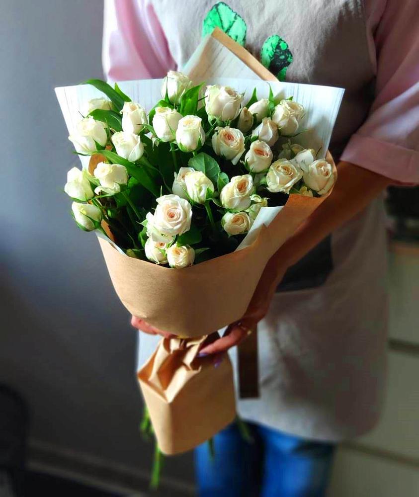 Букет цветов из: Розы в Красногорском Удмуртская Республика