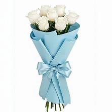 Букет 7 белых роз Проуд в Красногорском Удмуртская Республика