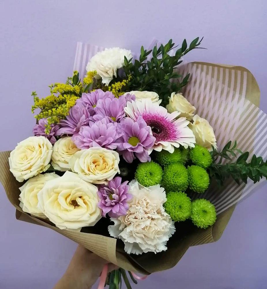 Букет цветов из: Хризантемы, Розы, Гвоздики и Герберы в Красногорском Удмуртская Республика