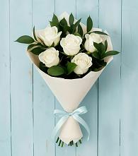 Букет цветов из:  Розы в Красногорском Удмуртская Республика