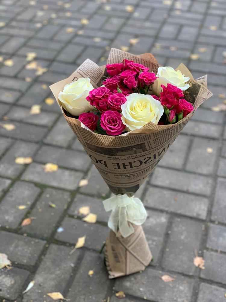 Букет цветов из: Розы в Красногорском Удмуртская Республика