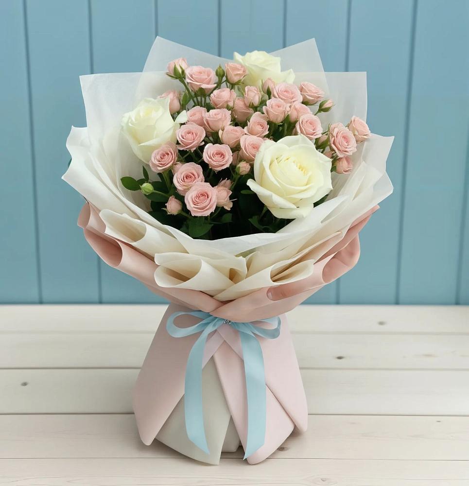 Букет цветов из: Розы в Красногорском Удмуртская Республика